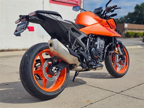 2024 KTM 990 Duke in Chattanooga, Tennessee - Photo 6