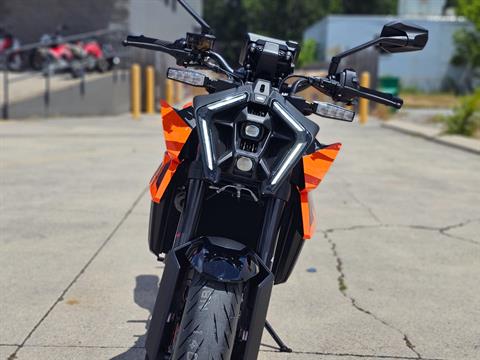 2024 KTM 990 Duke in Chattanooga, Tennessee - Photo 3