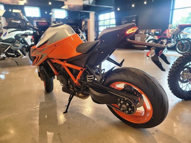 2023 KTM 1290 Super Duke R EVO in Chattanooga, Tennessee - Photo 3