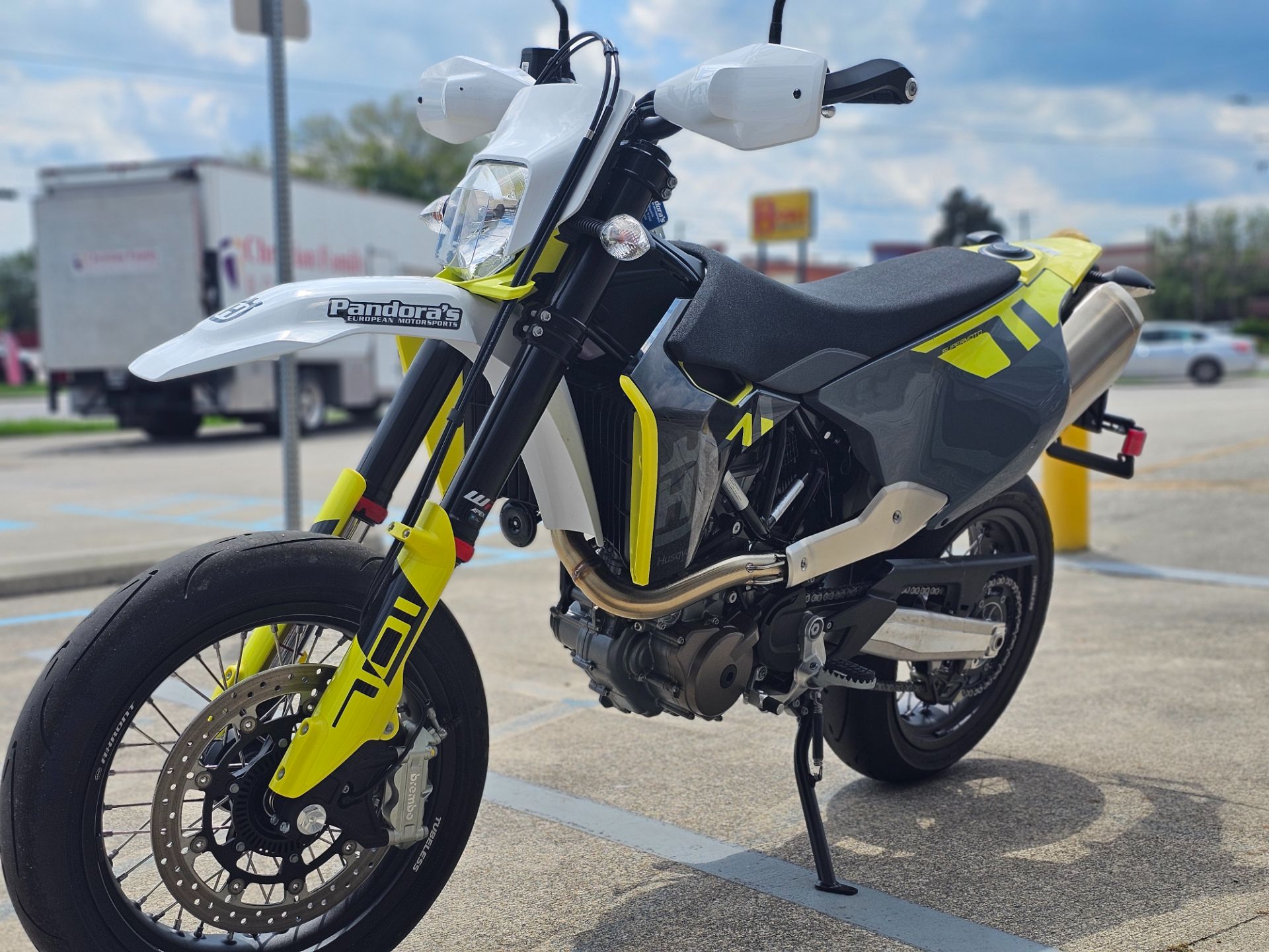 2024 Husqvarna 701 Supermoto in Chattanooga, Tennessee - Photo 3