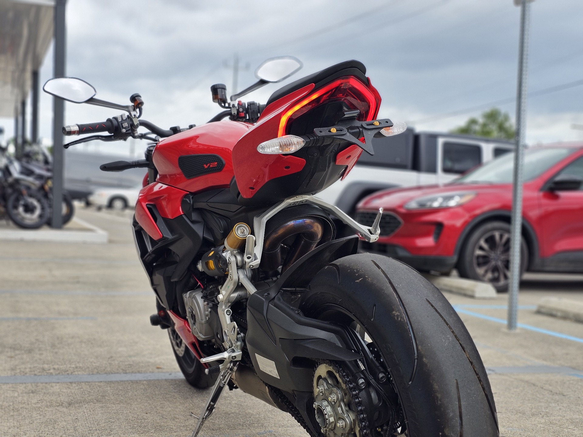 2024 Ducati Streetfighter V2 in Chattanooga, Tennessee - Photo 3