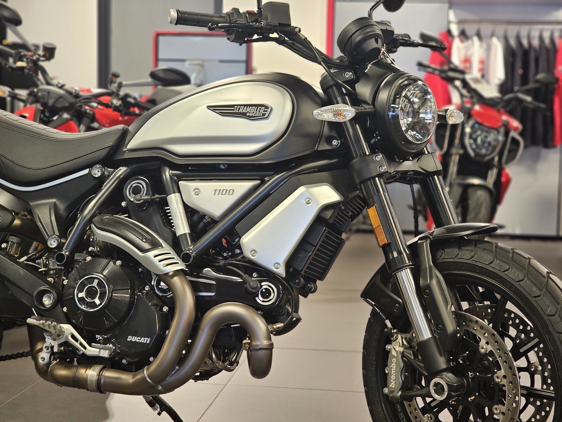 2023 Ducati Scrambler 1100 Dark PRO in Chattanooga, Tennessee - Photo 2