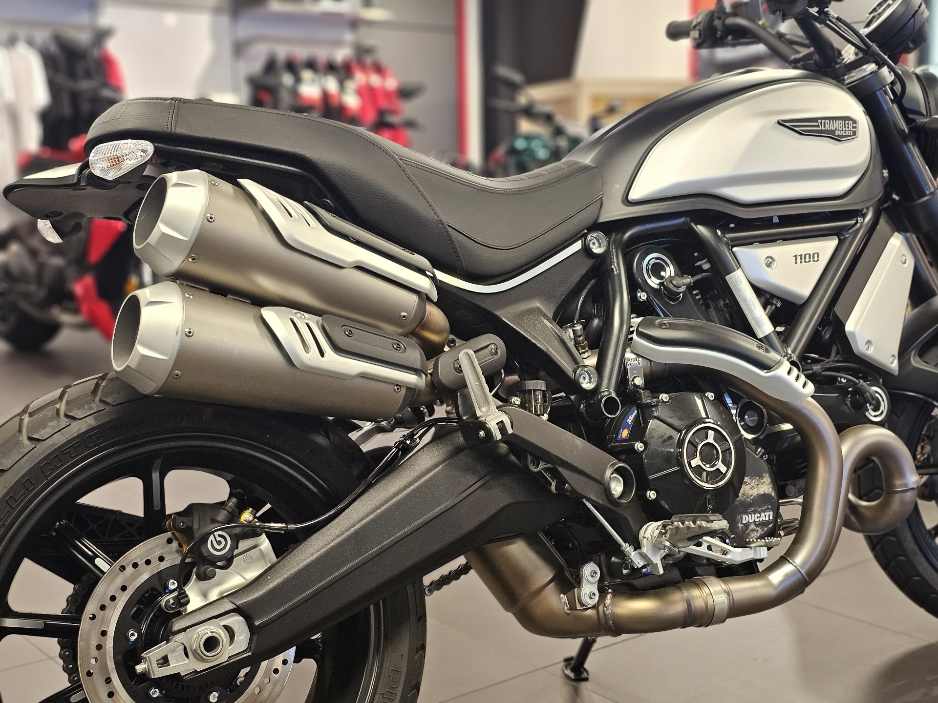 2023 Ducati Scrambler 1100 Dark PRO in Chattanooga, Tennessee - Photo 4