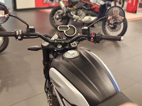 2023 Ducati Scrambler 1100 Dark PRO in Chattanooga, Tennessee - Photo 6