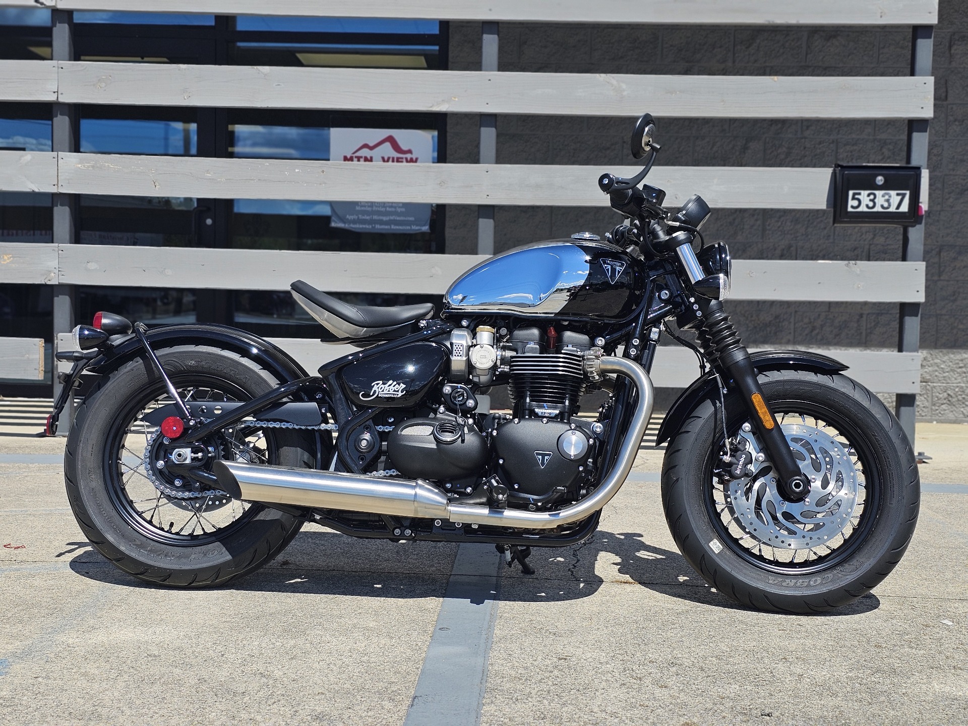 2023 Triumph Bonneville Bobber Chrome Edition in Chattanooga, Tennessee - Photo 1