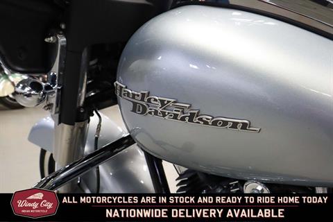 2014 Harley-Davidson Street Glide® in Lake Villa, Illinois - Photo 16
