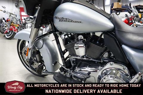 2014 Harley-Davidson Street Glide® in Lake Villa, Illinois - Photo 19