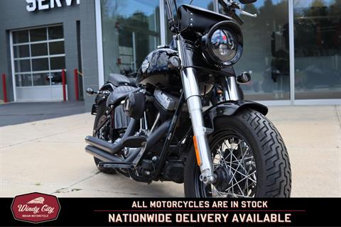 2012 Harley-Davidson Softail® Slim™ in Lake Villa, Illinois - Photo 4