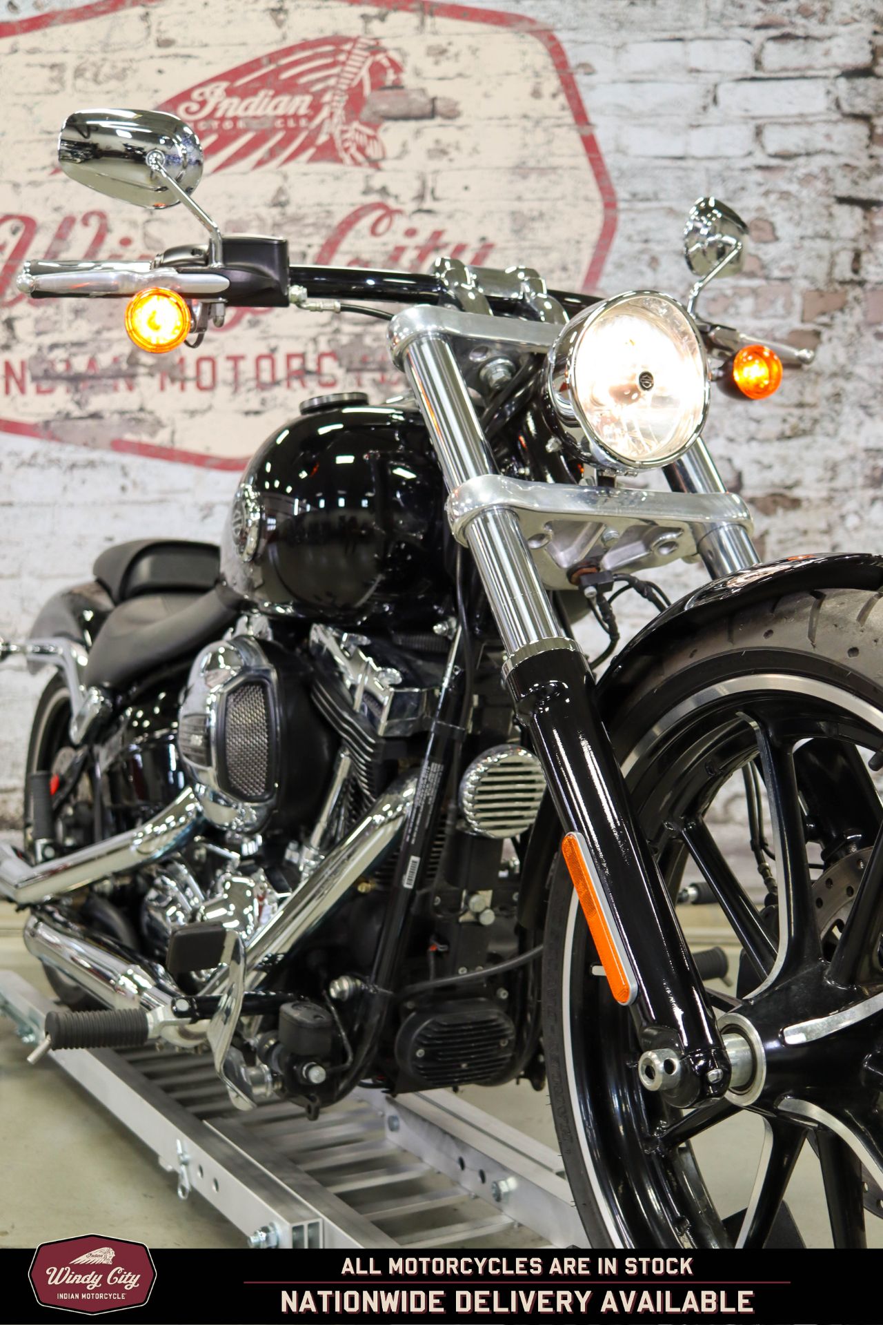2016 Harley-Davidson Breakout® in Lake Villa, Illinois - Photo 16