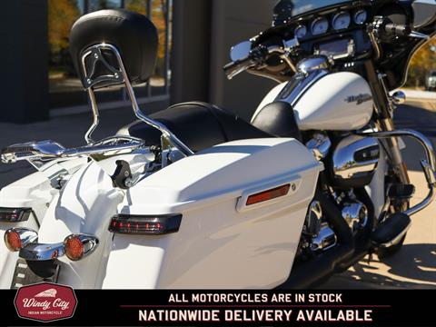 2017 Harley-Davidson Street Glide® Special in Lake Villa, Illinois - Photo 6
