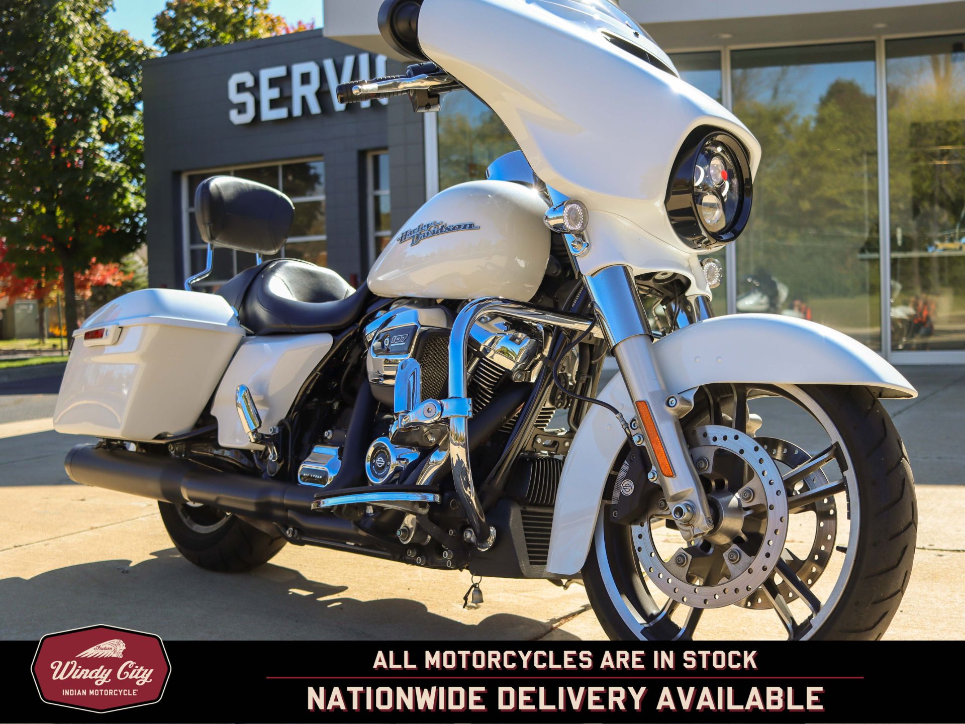 2017 Harley-Davidson Street Glide® Special in Lake Villa, Illinois - Photo 8