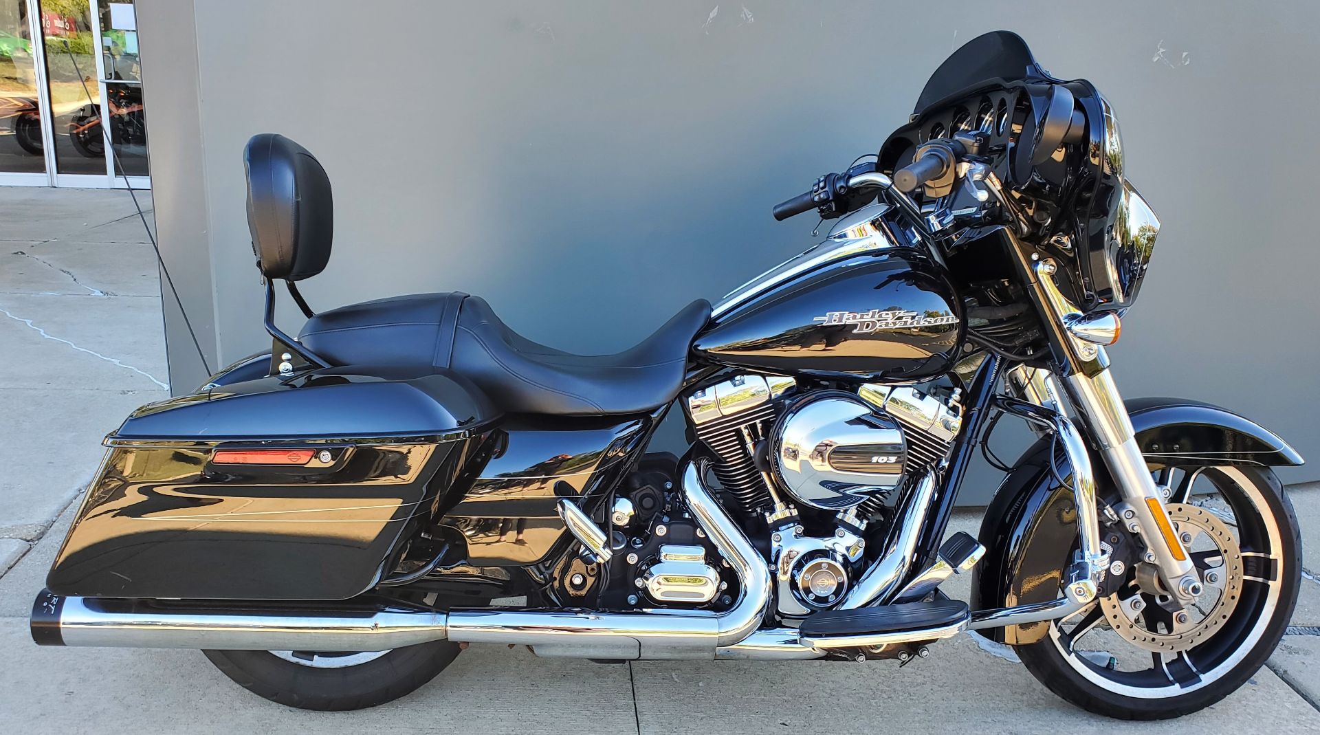 2015 Harley-Davidson Street Glide® Special in Lake Villa, Illinois - Photo 14