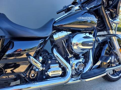 2015 Harley-Davidson Street Glide® Special in Lake Villa, Illinois - Photo 4