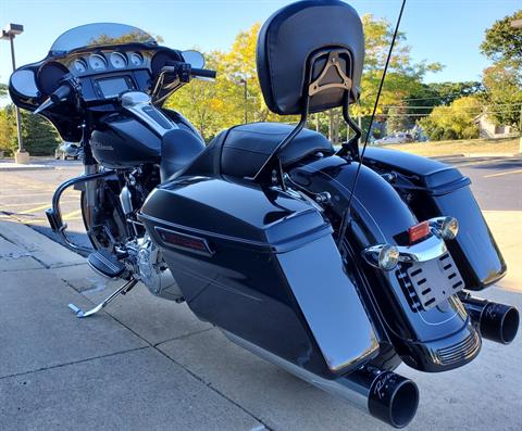 2015 Harley-Davidson Street Glide® Special in Lake Villa, Illinois - Photo 10