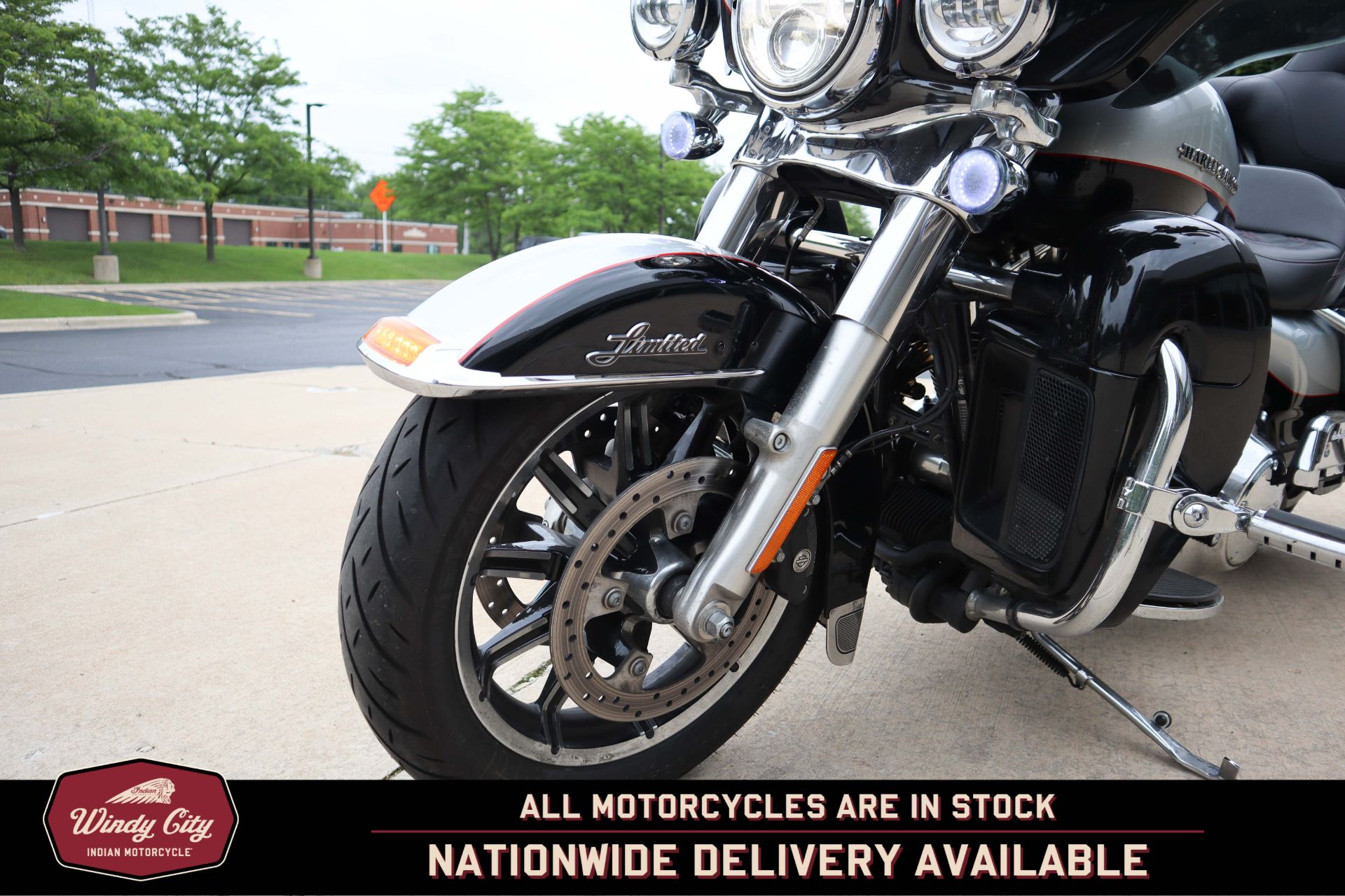 2015 Harley-Davidson Electra Glide® Ultra Classic® in Lake Villa, Illinois - Photo 15