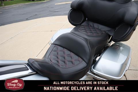2015 Harley-Davidson Electra Glide® Ultra Classic® in Lake Villa, Illinois - Photo 21