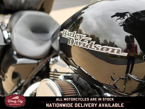 2014 Harley-Davidson Street Glide® in Lake Villa, Illinois - Photo 12