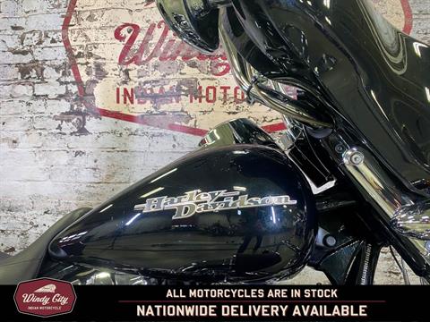 2013 Harley-Davidson Street Glide® in Lake Villa, Illinois - Photo 3