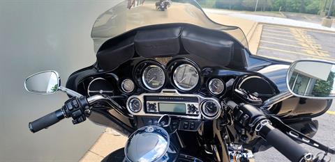 2013 Harley-Davidson Ultra Classic® Electra Glide® in Lake Villa, Illinois - Photo 11