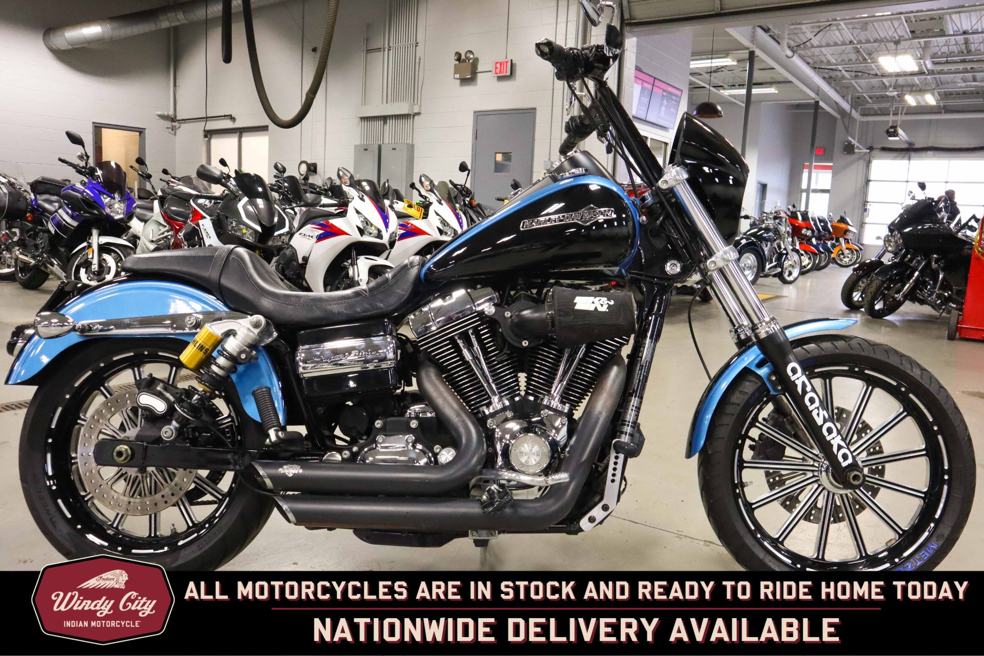 2011 Harley-Davidson Dyna® Super Glide® Custom in Lake Villa, Illinois - Photo 3