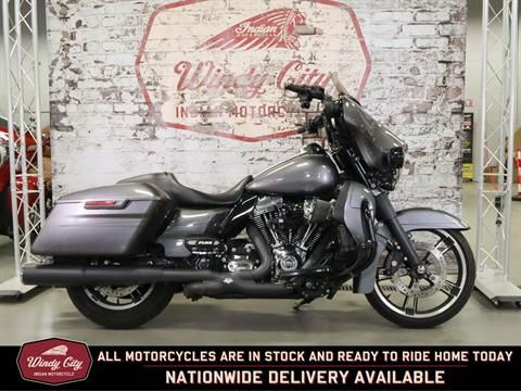 2015 Harley-Davidson Street Glide® Special in Lake Villa, Illinois - Photo 4