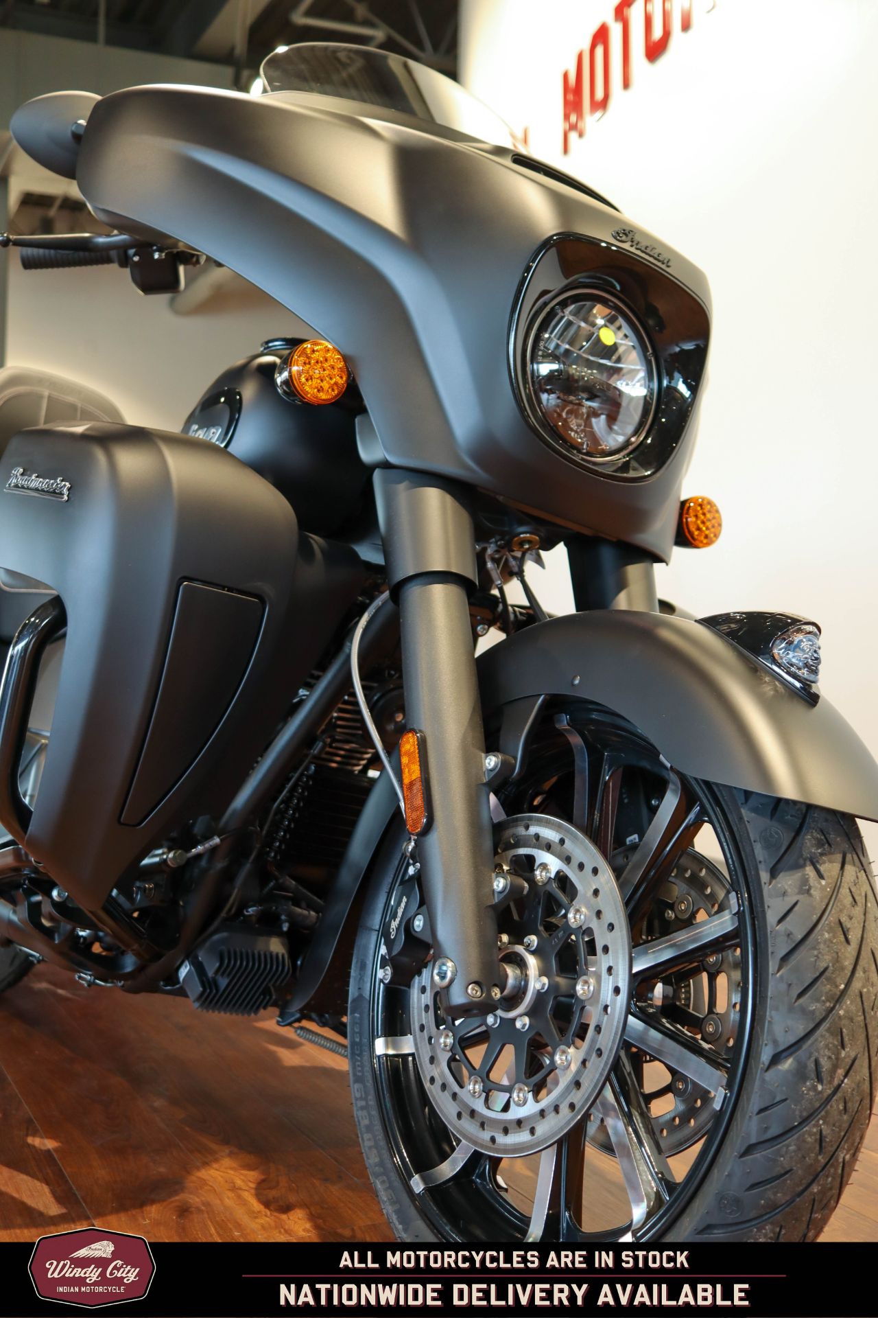 2023 Indian Motorcycle Roadmaster® Dark Horse® in Lake Villa, Illinois - Photo 9