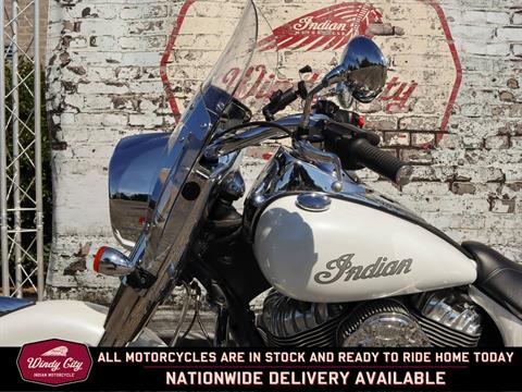 2016 Indian Motorcycle Chief® Classic in Lake Villa, Illinois - Photo 6