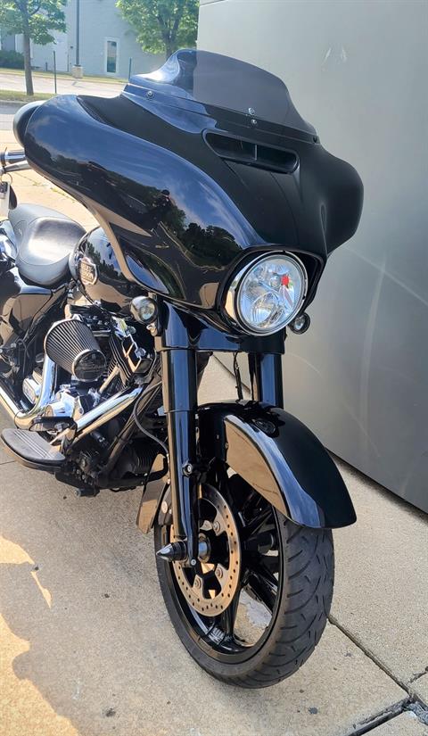 2014 Harley-Davidson Street Glide® Special in Lake Villa, Illinois - Photo 14