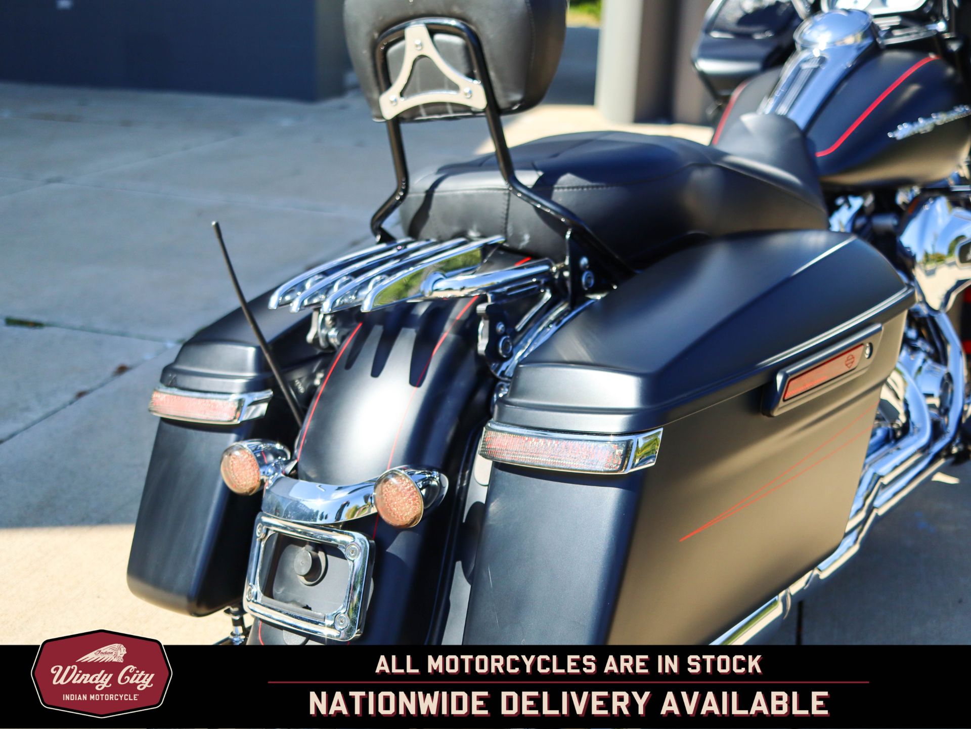 2015 Harley-Davidson Road Glide® Special in Lake Villa, Illinois - Photo 4
