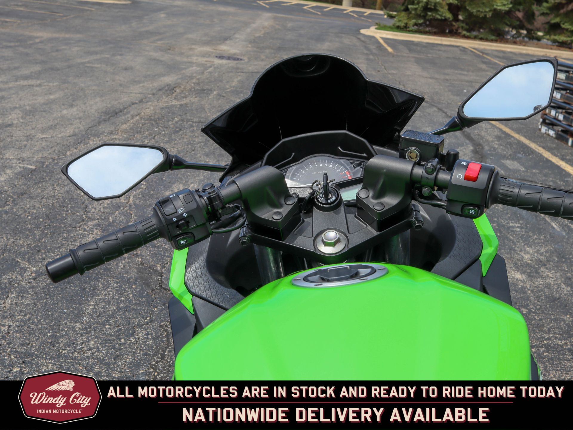 2014 Kawasaki Ninja® 300 SE in Lake Villa, Illinois - Photo 12