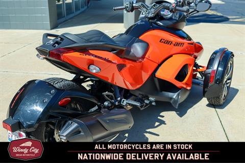 2014 Can-Am Spyder® RS-S SE5 in Lake Villa, Illinois - Photo 4