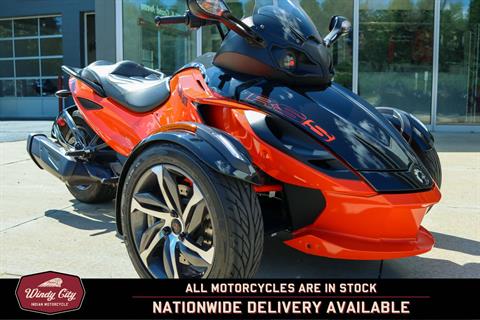 2014 Can-Am Spyder® RS-S SE5 in Lake Villa, Illinois - Photo 10