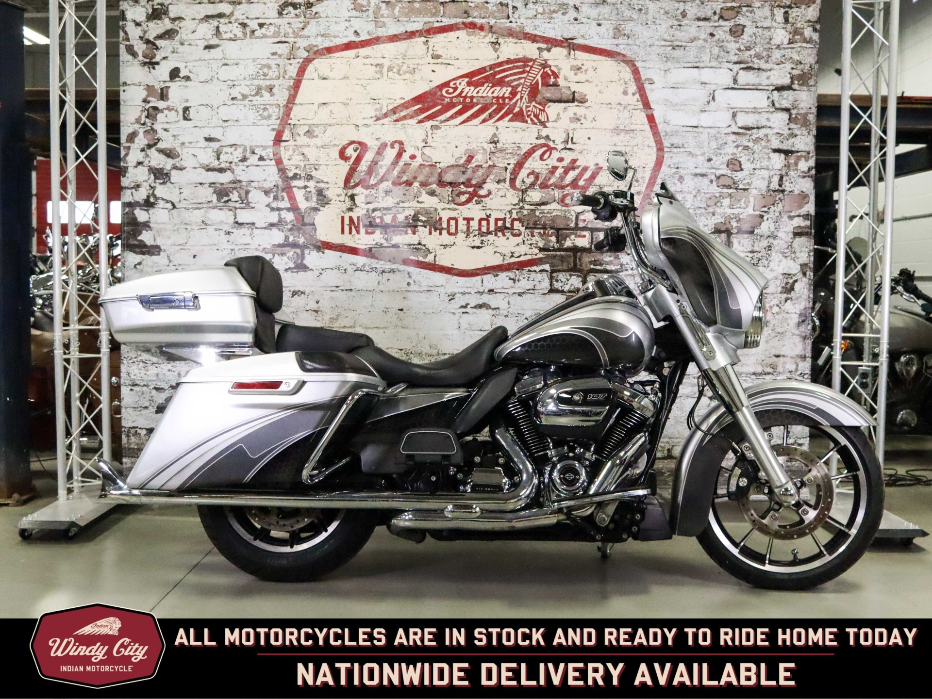 2019 Harley-Davidson Street Glide® Special in Lake Villa, Illinois - Photo 4