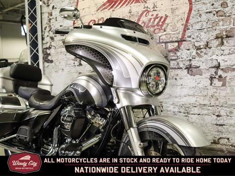 2019 Harley-Davidson Street Glide® Special in Lake Villa, Illinois - Photo 3