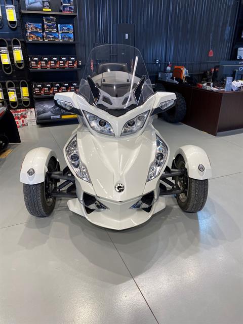 2011 Can-Am Spyder® RT Limited in Dickinson, North Dakota - Photo 1