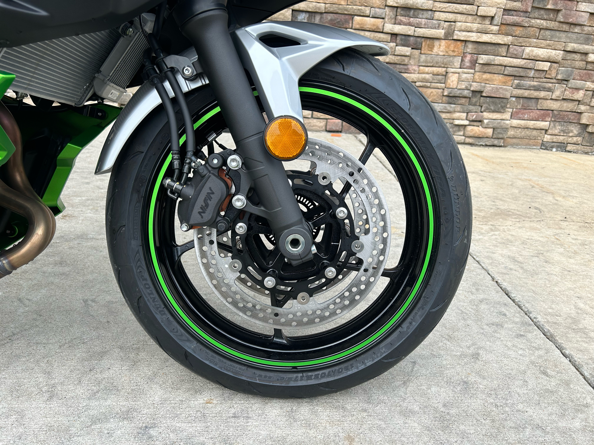 2024 Kawasaki Ninja 7 Hybrid ABS in Columbia, Missouri - Photo 2