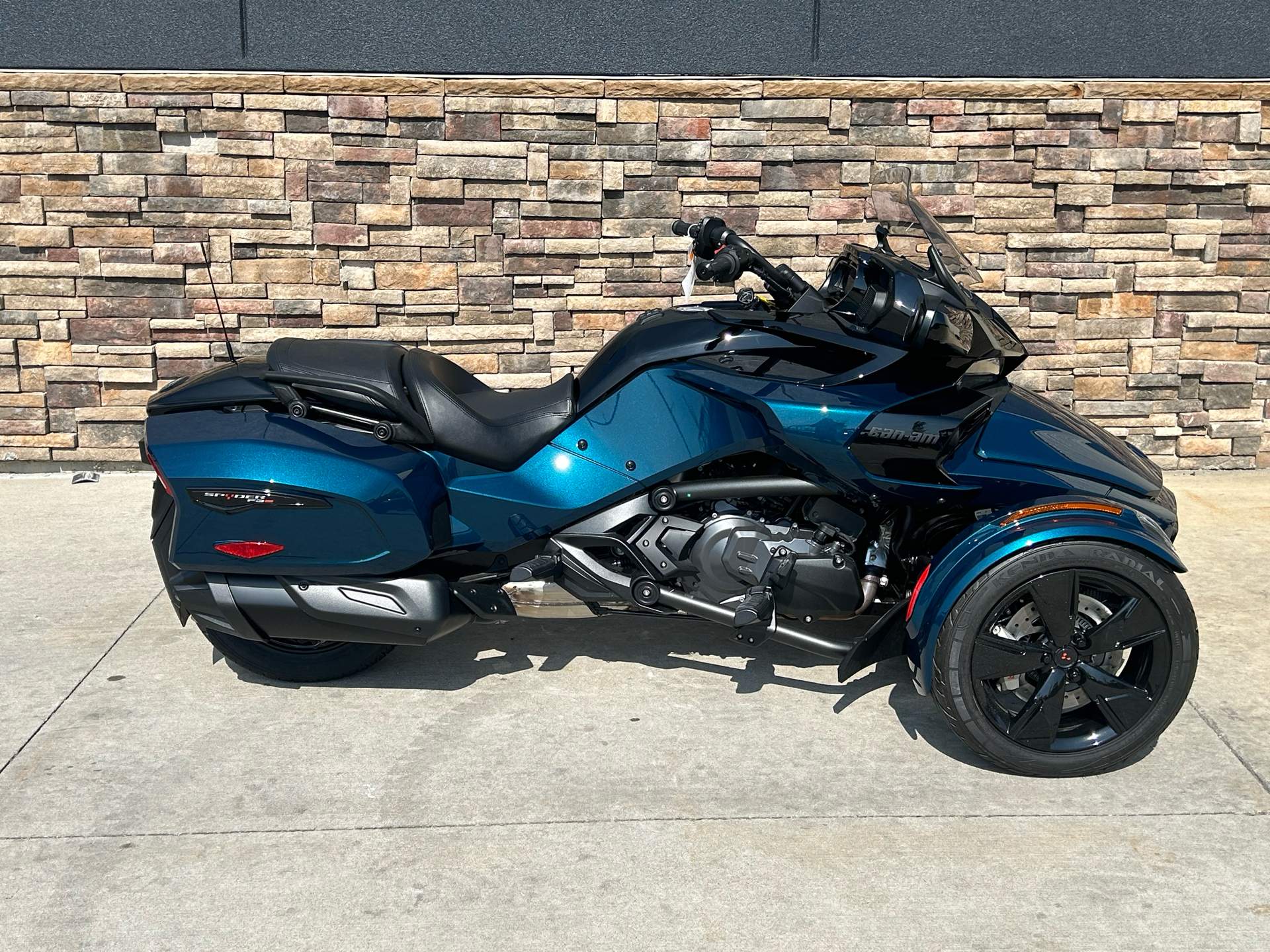 2023 Can-Am Spyder F3-T in Columbia, Missouri - Photo 11