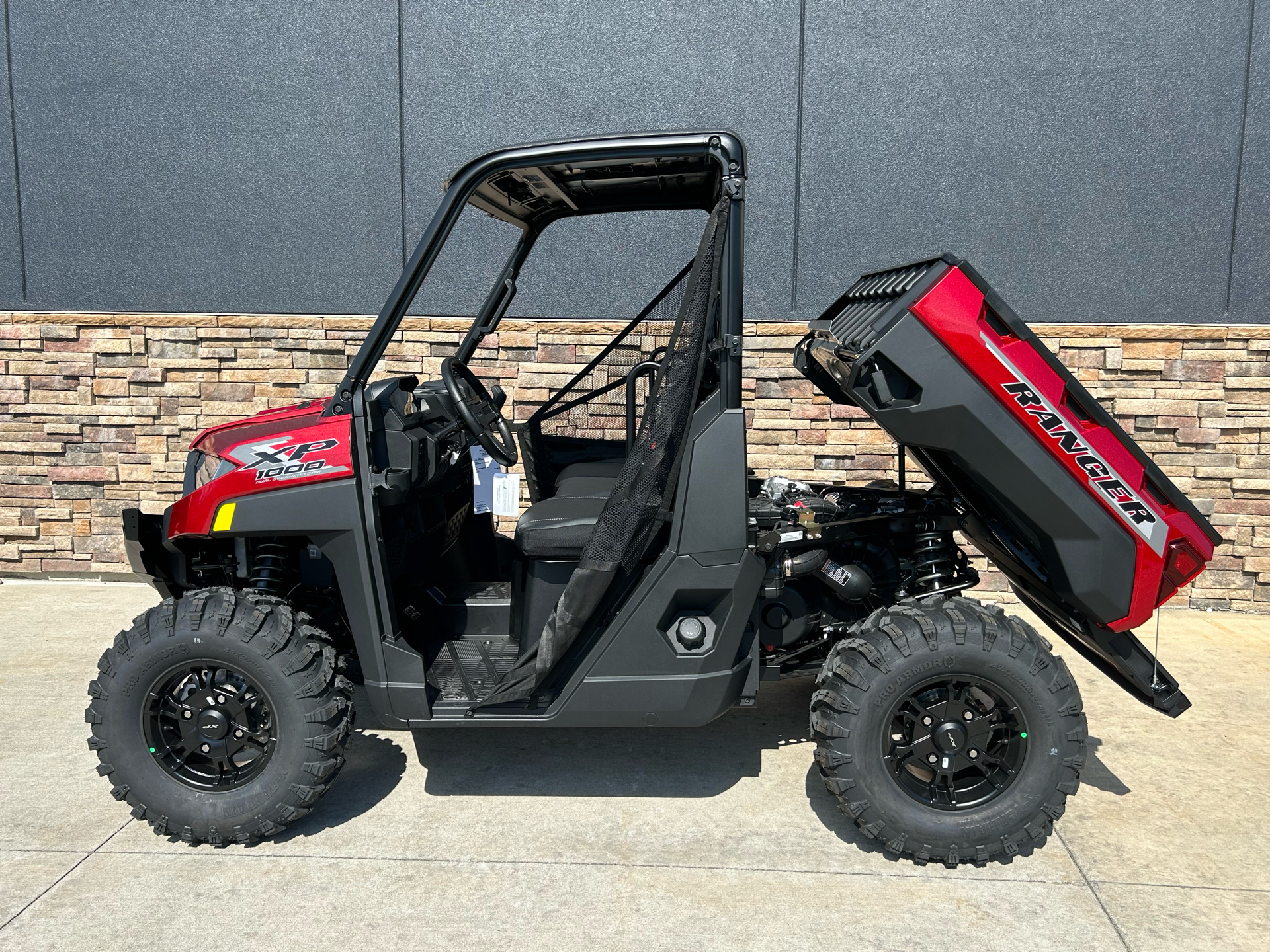 2025 Polaris Ranger XP 1000 Premium in Columbia, Missouri - Photo 5