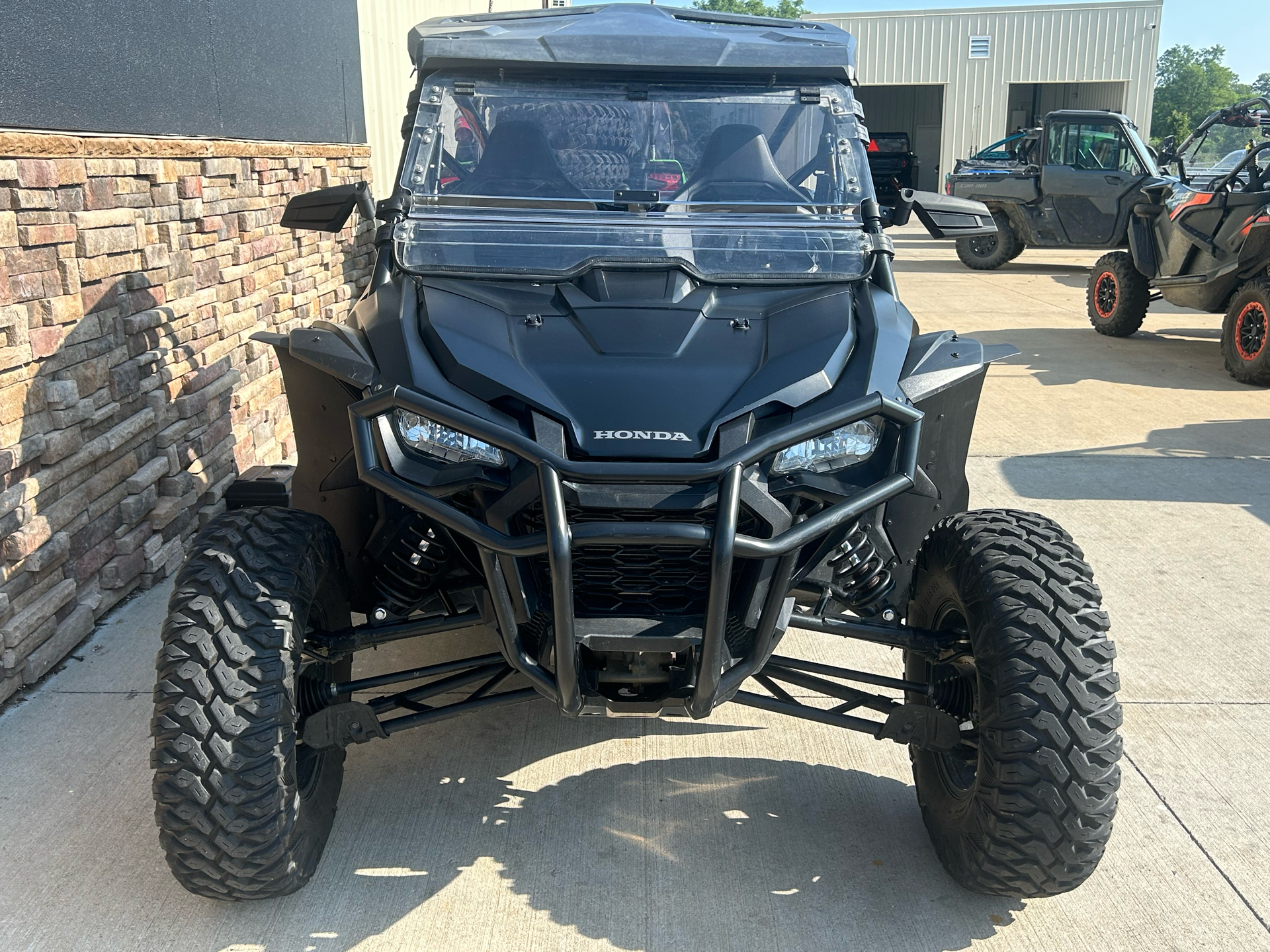 2023 Honda Talon 1000RS in Columbia, Missouri - Photo 2