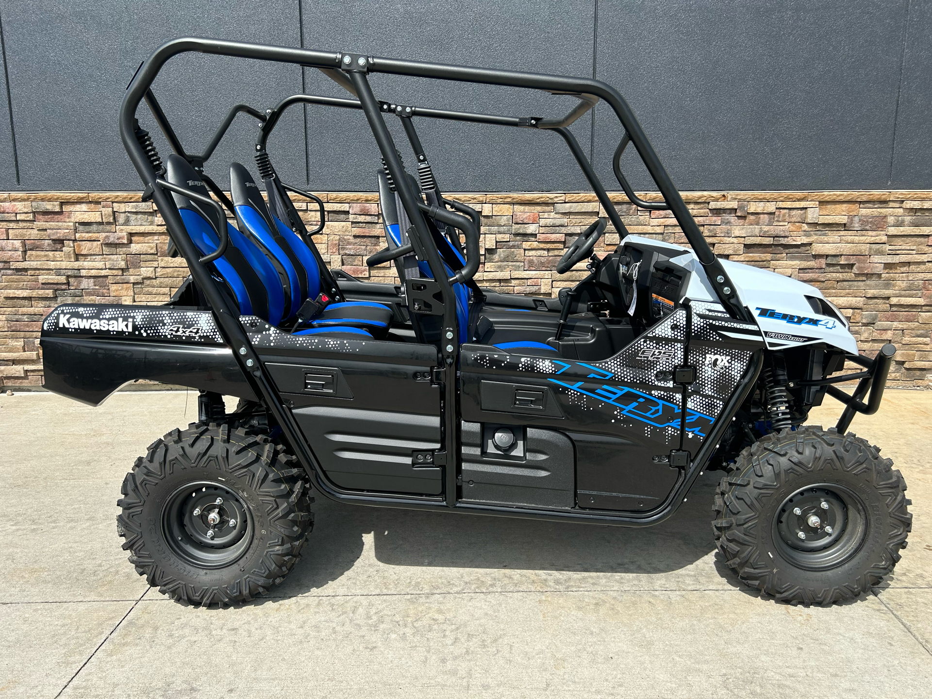 2024 Kawasaki Teryx4 in Columbia, Missouri - Photo 9