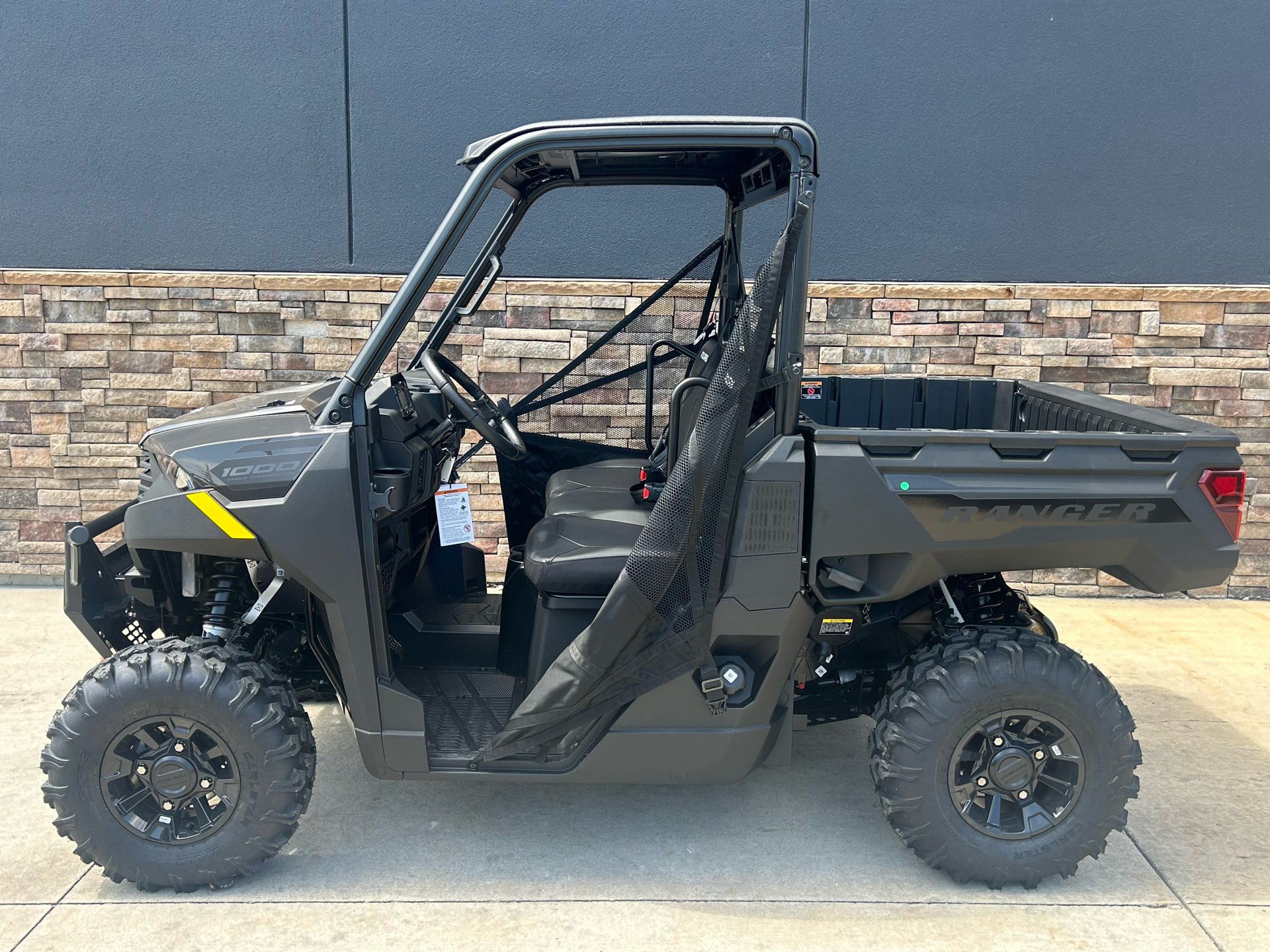 2025 Polaris Ranger 1000 Premium in Columbia, Missouri - Photo 1