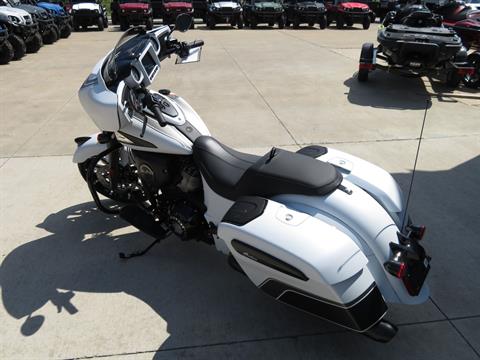 2024 Indian Motorcycle Chieftain® Dark Horse® with PowerBand Audio Package in Columbia, Missouri - Photo 5