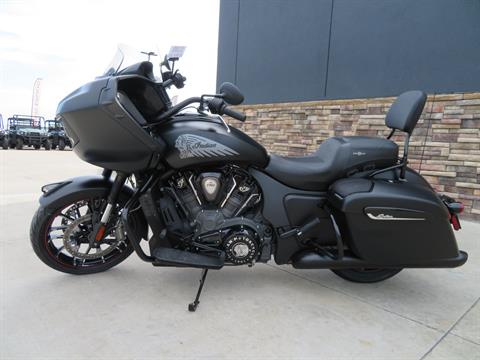 2023 Indian Motorcycle Challenger® Dark Horse® in Columbia, Missouri - Photo 4