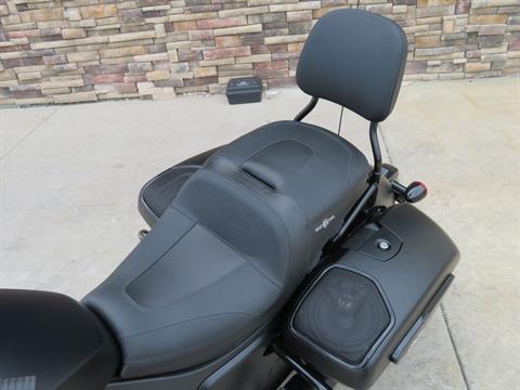 2023 Indian Motorcycle Challenger® Dark Horse® in Columbia, Missouri - Photo 11