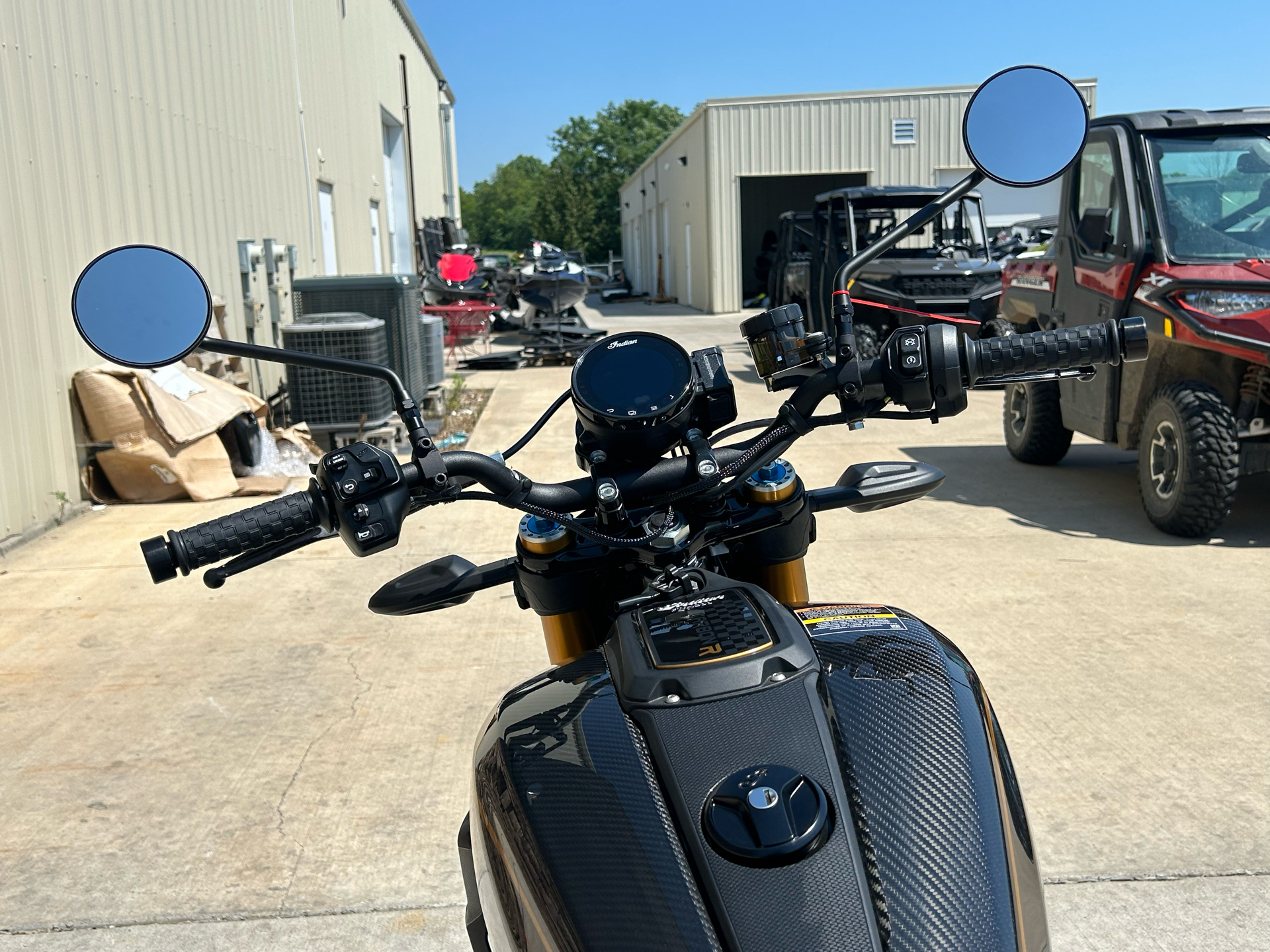 2023 Indian Motorcycle FTR R Carbon in Columbia, Missouri - Photo 6