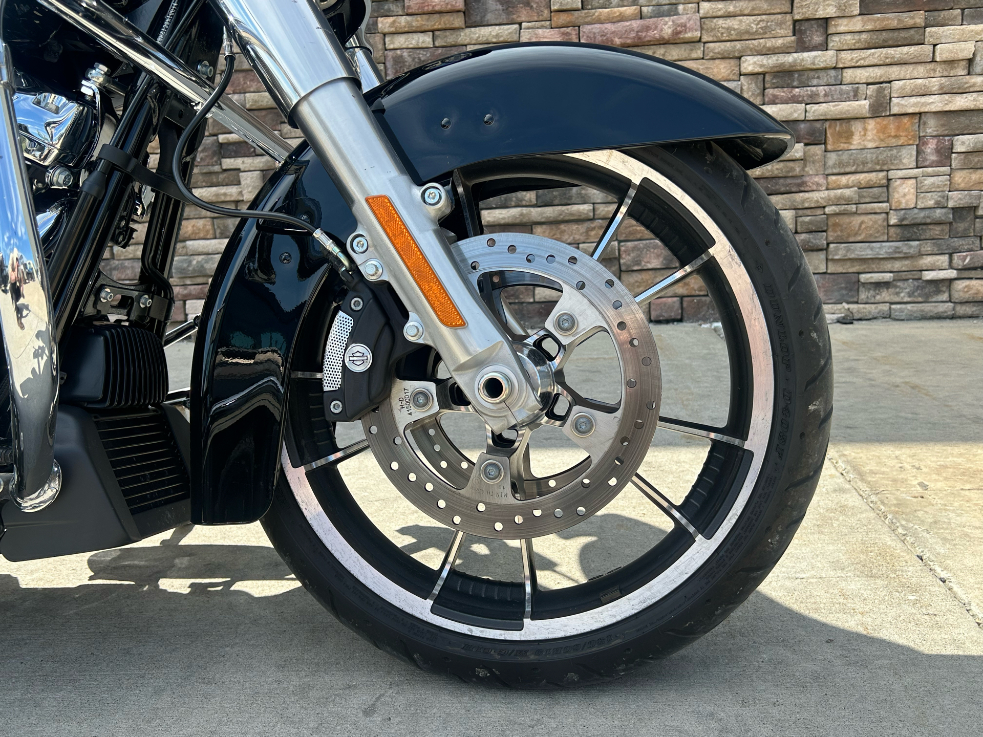 2021 Harley-Davidson Street Glide® in Columbia, Missouri - Photo 2