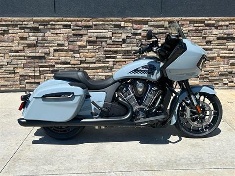 2024 Indian Motorcycle Challenger® Dark Horse® Icon with PowerBand Audio Package in Columbia, Missouri