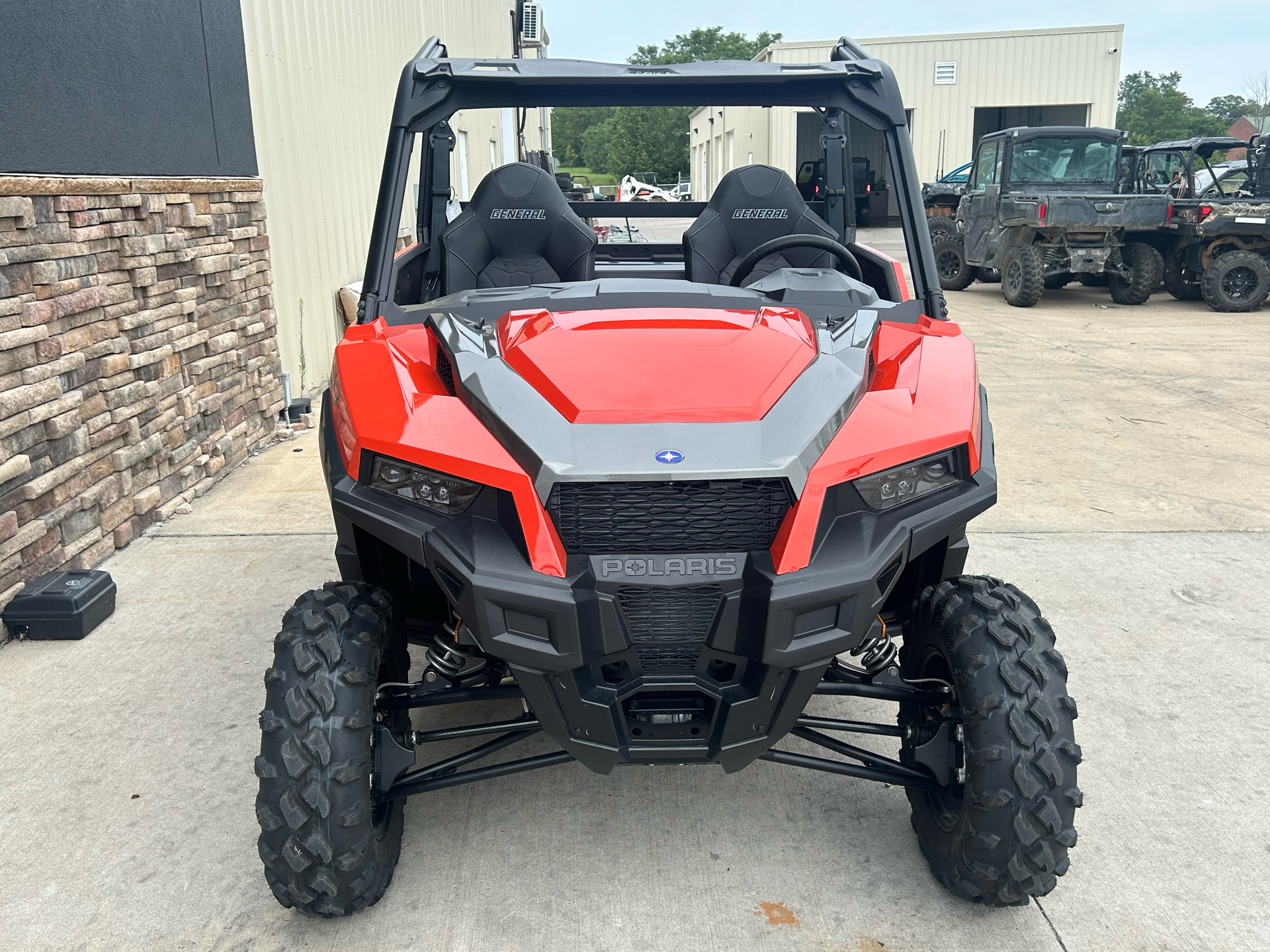 2024 Polaris General 1000 Premium in Columbia, Missouri - Photo 2