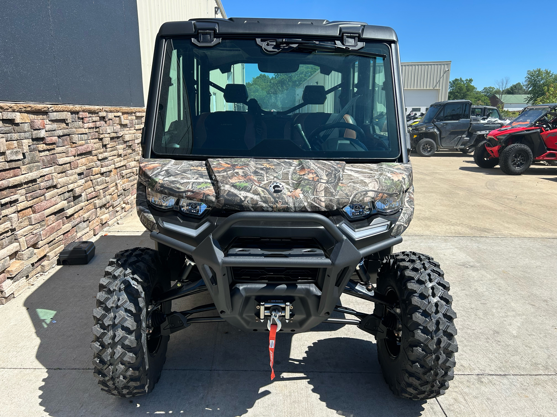 2024 Can-Am Defender MAX Limited in Columbia, Missouri - Photo 2