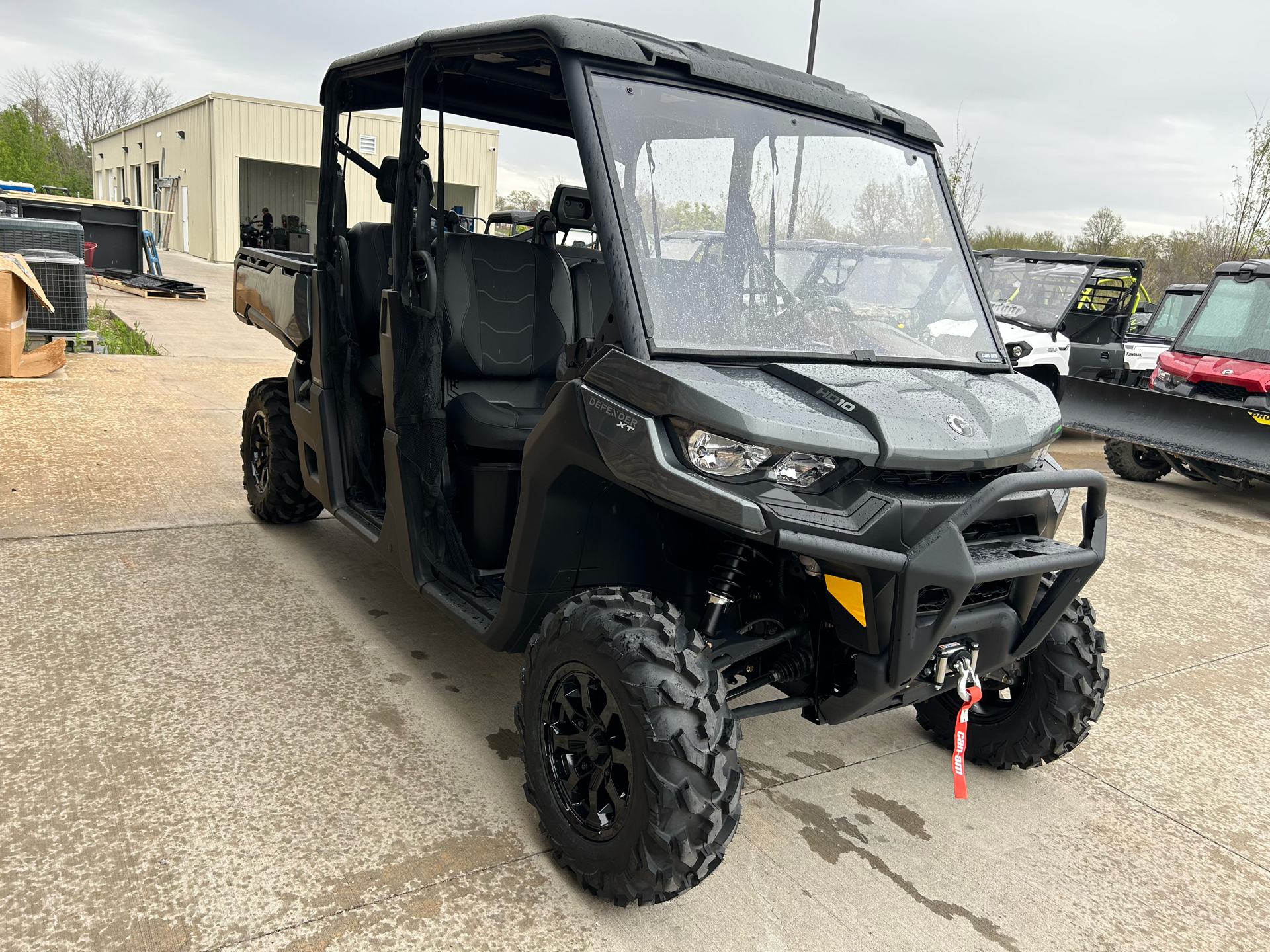 2024 Can-Am Defender MAX XT HD10 in Columbia, Missouri - Photo 3